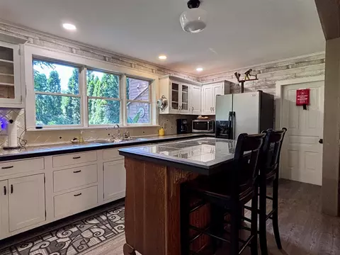 Kitchen - 52655 Nottawa, Mendon, MI 49072 photo 1 of 5