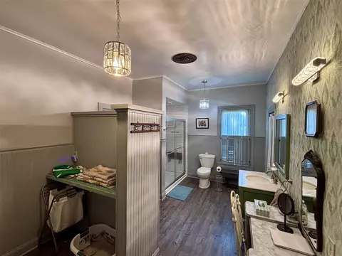 Bath - 52655 Nottawa, Mendon, MI 49072 photo 1 of 5
