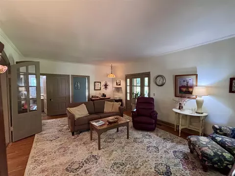 Living - 52655 Nottawa, Mendon, MI 49072 photo 2 of 5