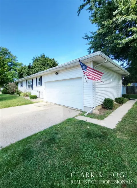 709 S Kibbee, Saint Johns, MI 48879