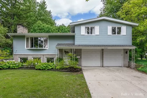 2060 Sibley, Grand Rapids, MI 49504