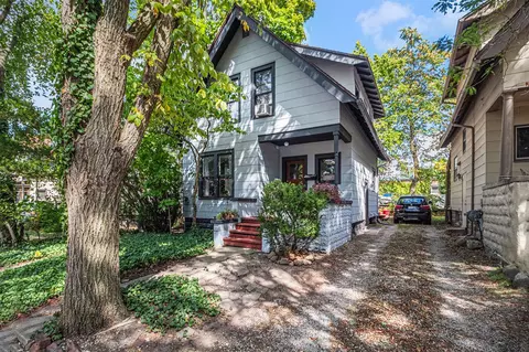 518 N Division, Ann Arbor, MI 48104