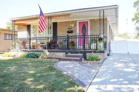17226 Keppen, Allen Park, MI 48101