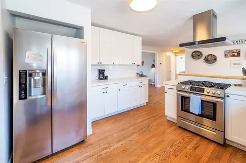 Kitchen - 7306 Harbert, Three Oaks, MI 49128 photo 3 of 4