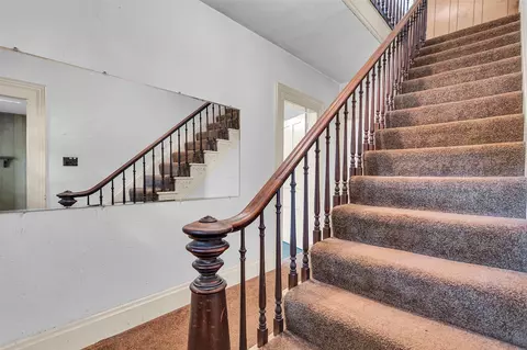 Entry Way - 217 Marshall, Brooklyn, MI 49230 photo 3 of 6