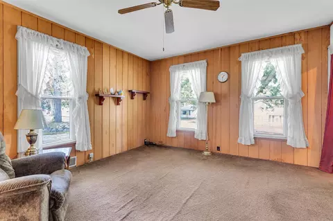 Living - 217 Marshall, Brooklyn, MI 49230 photo 3 of 5