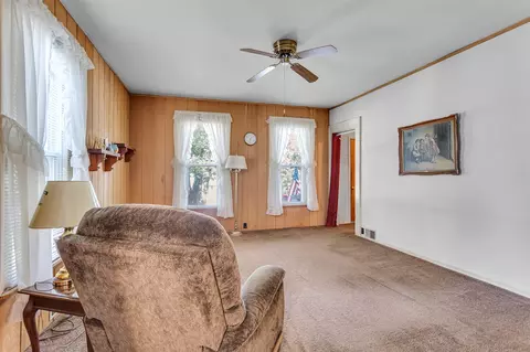Living - 217 Marshall, Brooklyn, MI 49230 photo 5 of 5