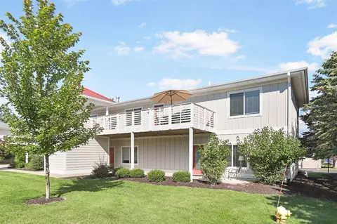 320 Blue Star #36, Douglas, MI 49406