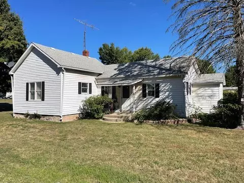 1004 E Copeland, Montgomery, MI 49255