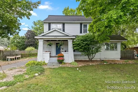 2748 Plainfield, Grand Rapids, MI 49505