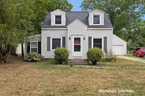 1068 Englewood, Norton Shores, MI 49441
