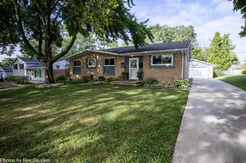 1649 Carlton, Grand Rapids, MI 49505