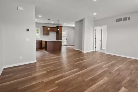 Living - 10820 Baker, Jerome, MI 49249 photo 2 of 4