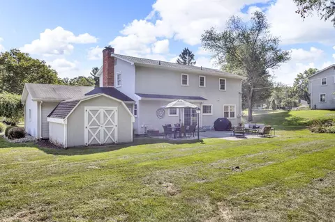 Exterior - 5230 Timbercrest, Jackson, MI 49201 photo 8 of 9