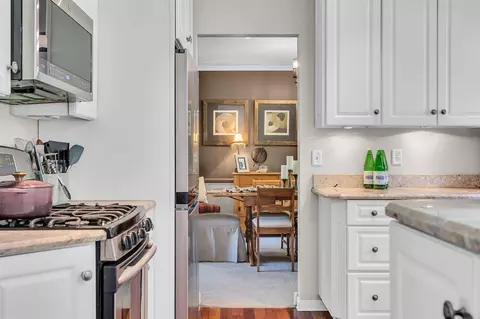 Kitchen - 5230 Timbercrest, Jackson, MI 49201 photo 6 of 6