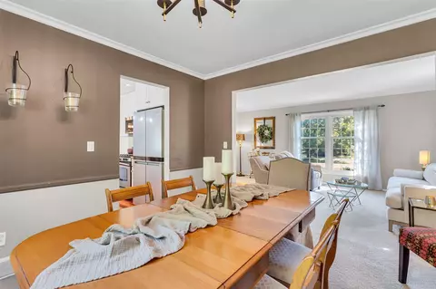 Dining - 5230 Timbercrest, Jackson, MI 49201 photo 3 of 3