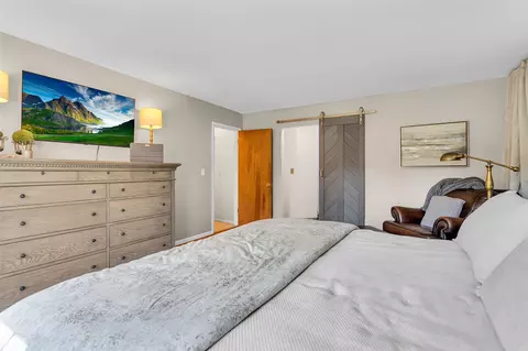 Bedroom - 5230 Timbercrest, Jackson, MI 49201 photo 3 of 7