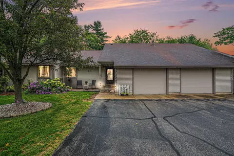 4360 Indian Spg, Grandville, MI 49418