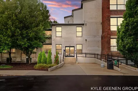 533 Columbia #257 GAR 18, Holland, MI 49423