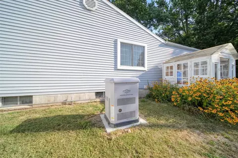 641 Robinson, Jackson, MI 49203 photo 31