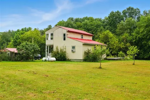 15885 Mcclellan, Springport, MI 49284