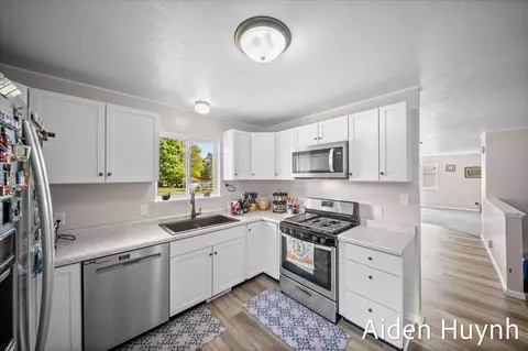 Kitchen - 4186 E Shr, Stanton, MI 48888 photo 1 of 3