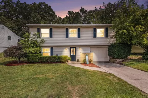 4930 Burgis, Grand Rapids, MI 49508