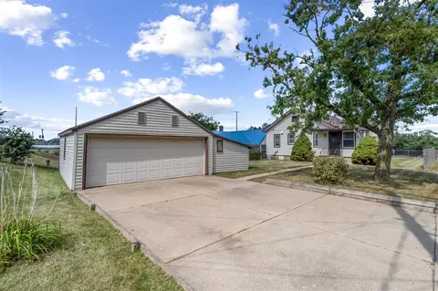 1033 E South, Jackson, MI 49203 photo 49