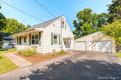 359 Mill, Saranac, MI 48881