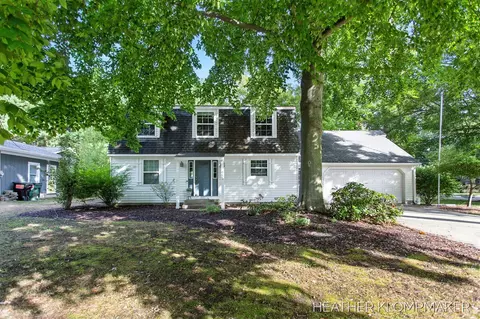 955 Acorn, Holland, MI 49424