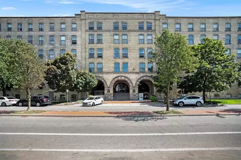 940 Monroe #313, Grand Rapids, MI 49503