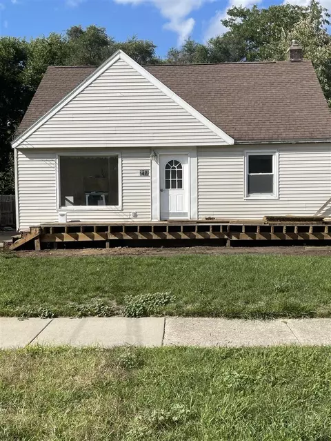 217 Maplelawn, Wyoming, MI 49548