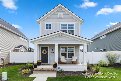 6642 Promenade, Rockford, MI 49341