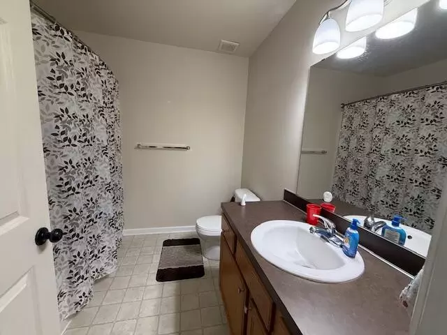 Bath - 4778 Blue Heron, Pierson, MI 49339 photo 2 of 2