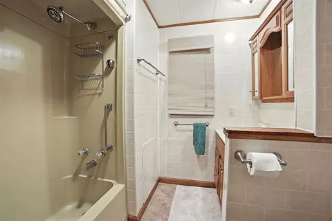 Bath - 7885 W Fox, Mears, MI 49436 photo 2 of 3