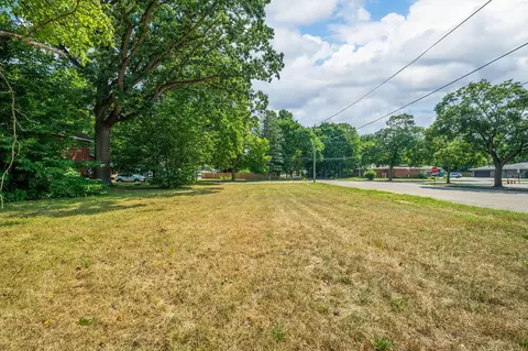 124 S State, Niles, MI 49120