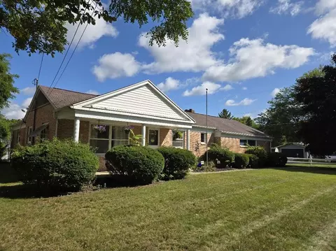 1521 E Broadway, Mount Pleasant, MI 48858