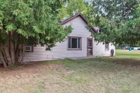 Exterior - 112 S Barton, White Cloud, MI 49349 photo 2 of 6