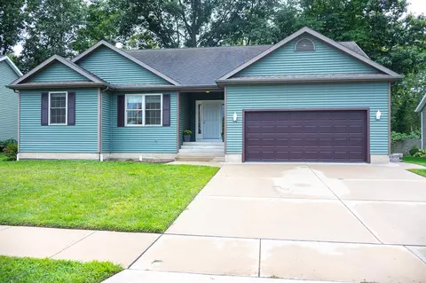 4650 Hidden Crk, Bridgman, MI 49106