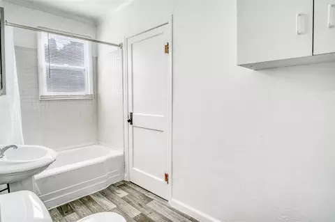 Bath - 116 E 8th, Evart, MI 49631 photo 2 of 3