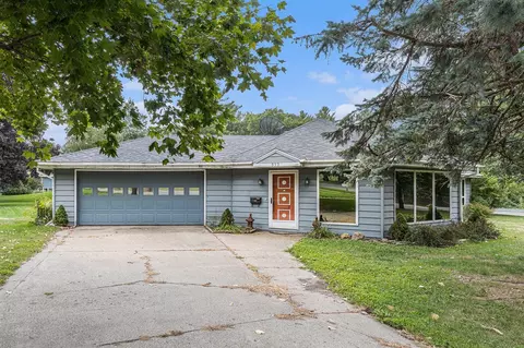 932 S Marvel, Greenville, MI 48838