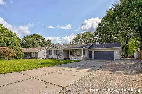2496 Oak Frst, Holland, MI 49424