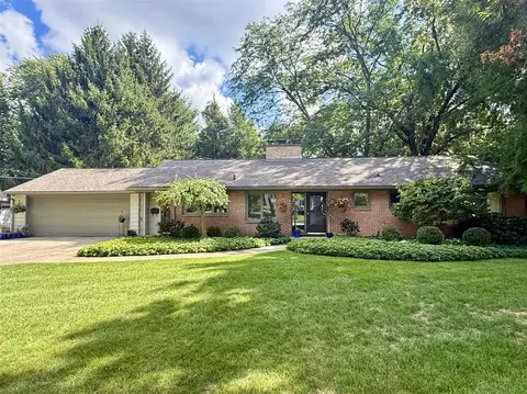 1907 Chevy Chase, Kalamazoo, MI 49008