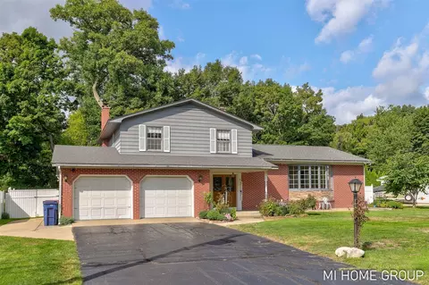 730 Larkwood, Holland, MI 49423