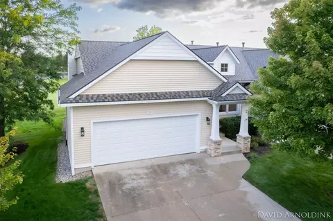 399 Troon Ct, Holland, MI 49423