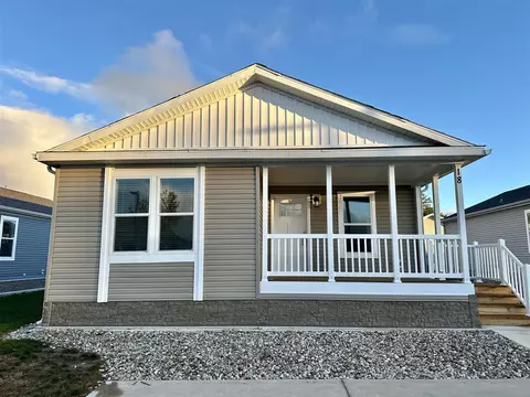 1283 Ellis #18, Norton Shores, MI 49441