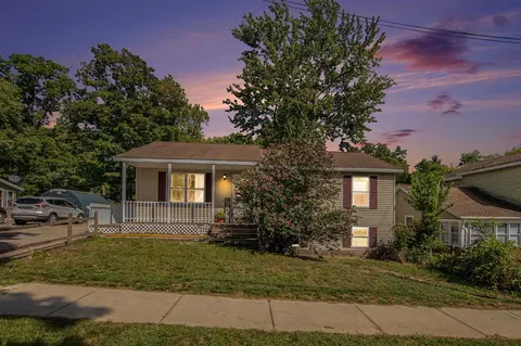 120 Knapp, Allegan, MI 49010