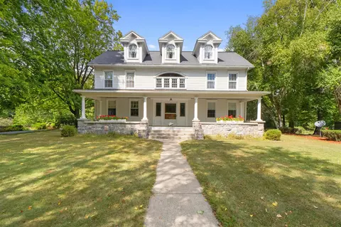 838 E Michigan, Grass Lake, MI 49240