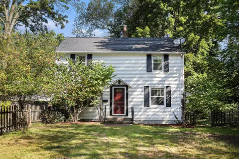 Exterior - 2512 Wellington, Kalamazoo, MI 49008 photo 1 of 6