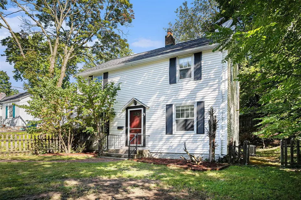 Exterior - 2512 Wellington, Kalamazoo, MI 49008 photo 3 of 6